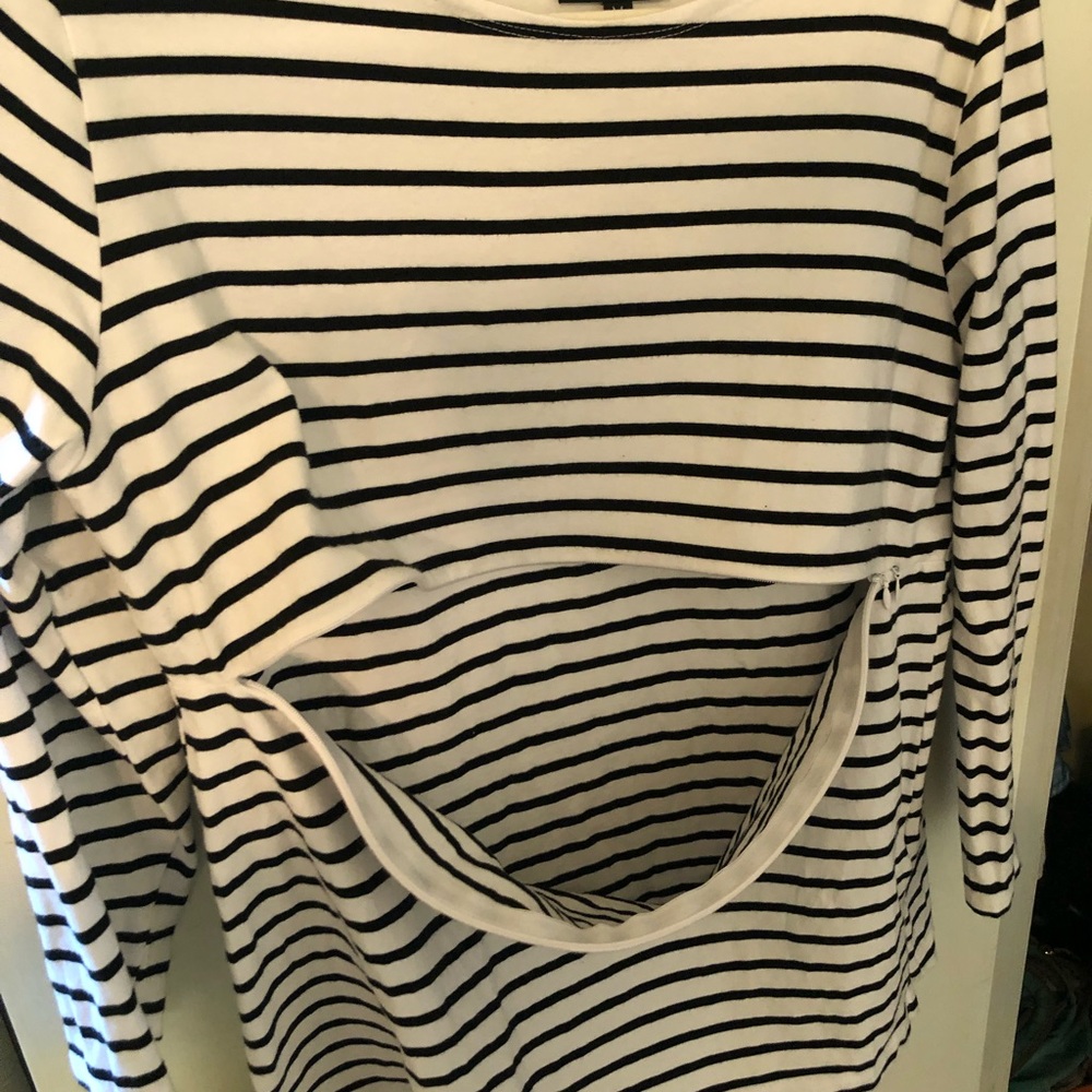 Striped Nursing Short with 3/4 Sleeves